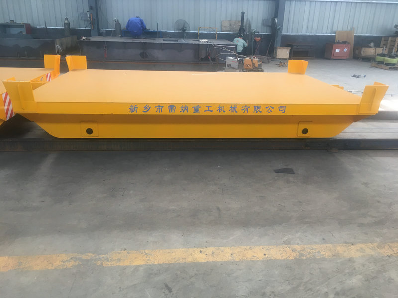 Cord Reel Drum Handling Transporters على الطرق السريعة