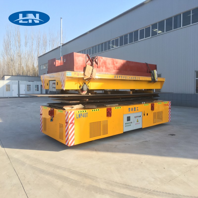 كيف يعمل حافلة نقل الكهربائية غير المرخصة